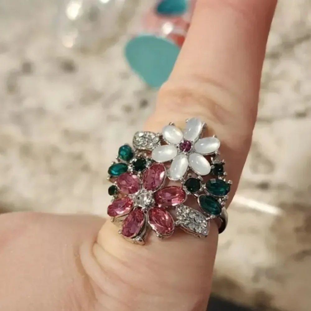 Bohemian floral ring sz 6